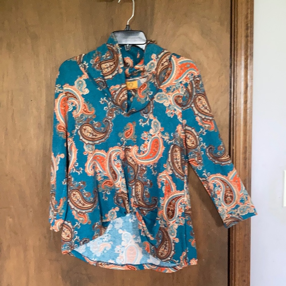 Ruby Rd. Top Paisley print pullover with stretch casual boho office PM